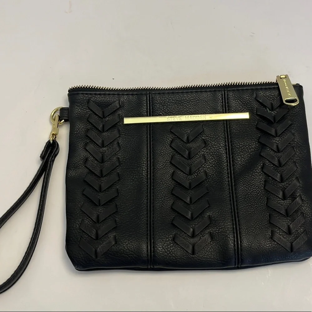 Steve Madden essentials bag